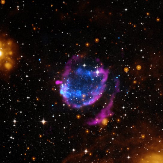 Supernova Remnant G352.7-0.1 Sweeps up a Remarkable Amount of Material as It Expands