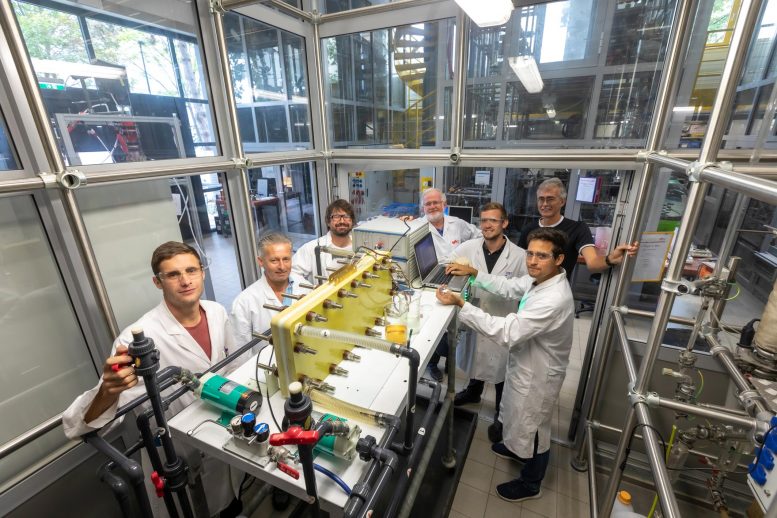 TU Graz Liquid Battery Researchers