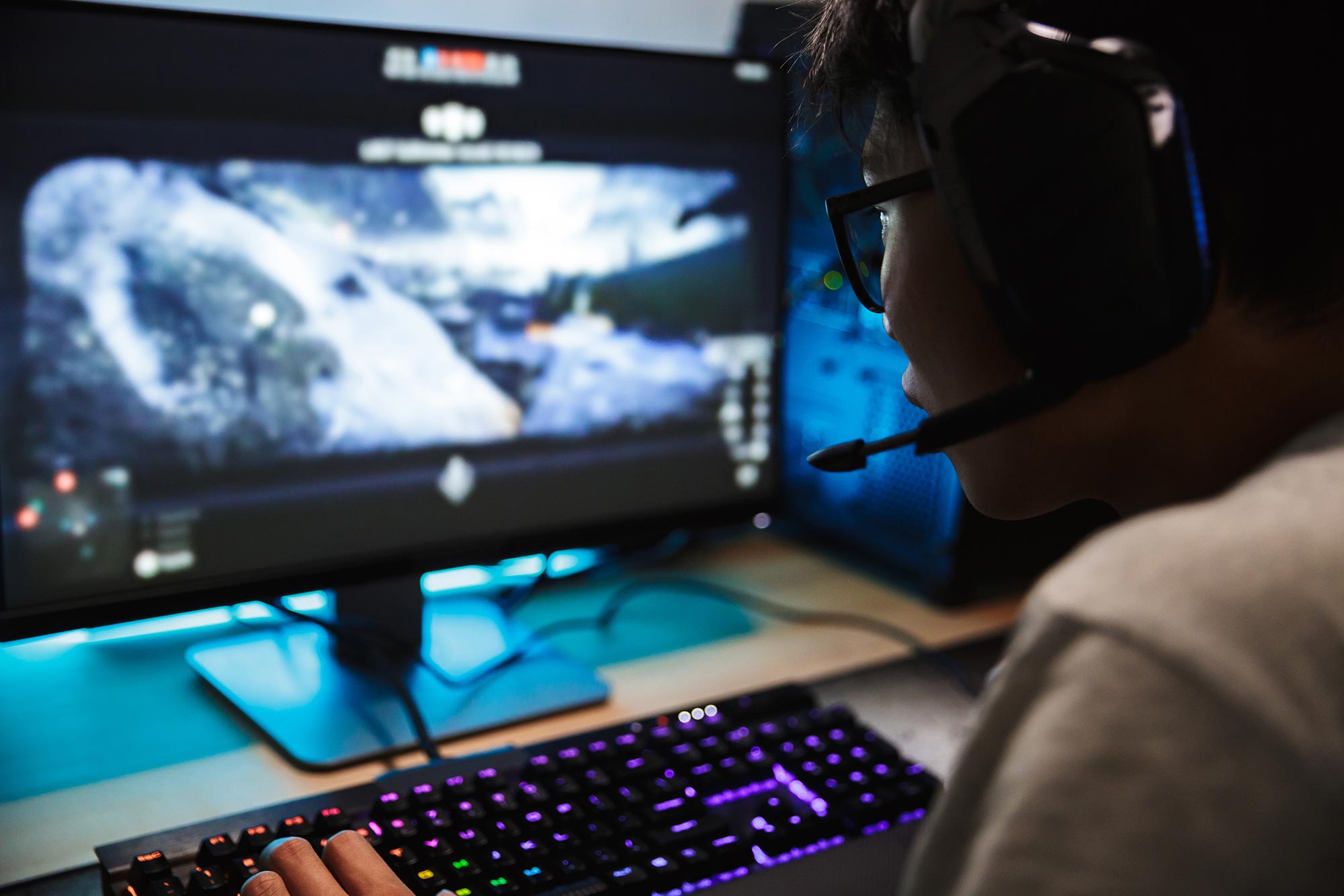Many parents believe there are benefits to their child's online gaming -  RollerCoaster