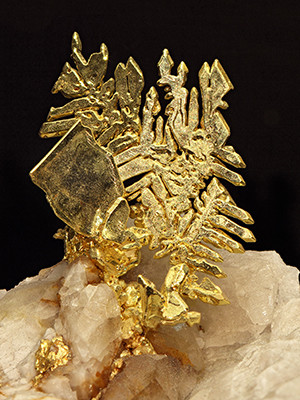 natural gold crystals