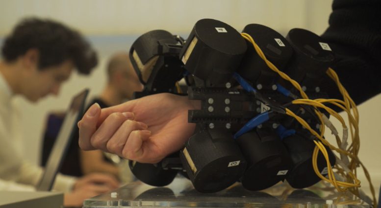 The Myokinetic Kinesthetic Interface