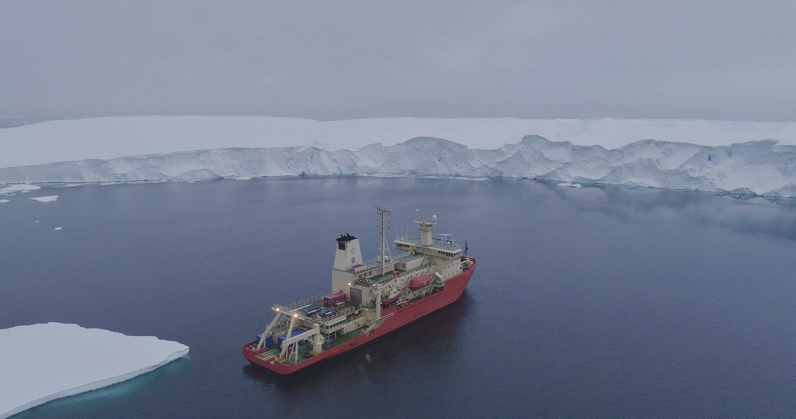 Thwaites Ice Shelf and Research Ship scaled