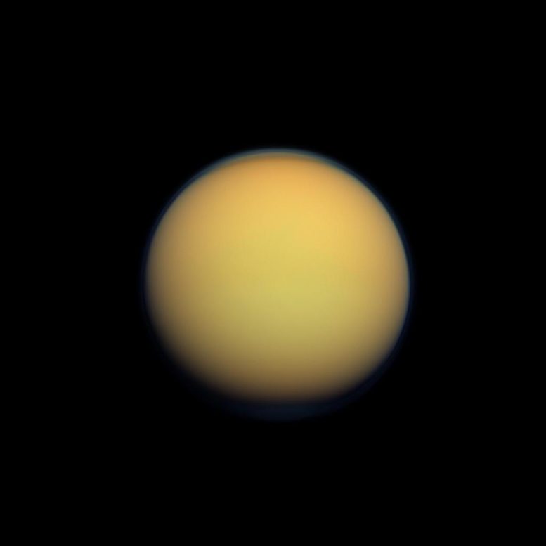 La luna más grande de Saturno, Titán.