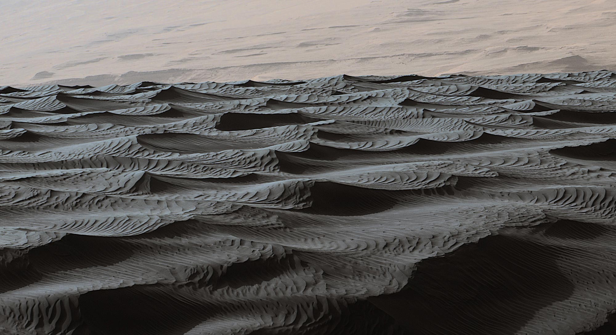 New Theory May Have Solved the Fascinating Mystery of Sand Ripples on Mars