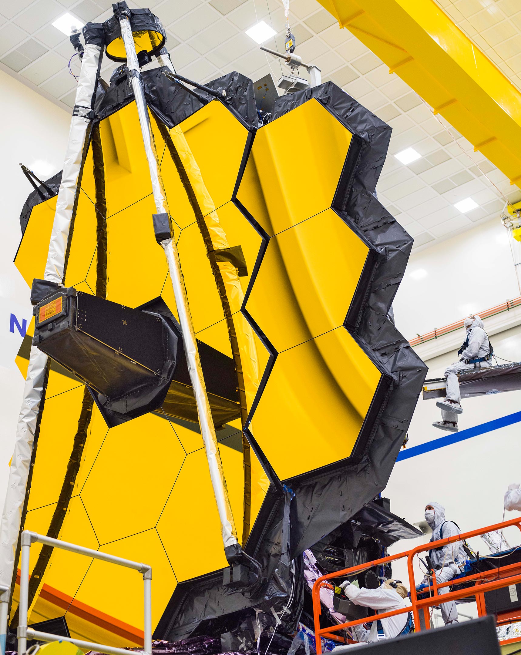 James Webb Telescope's Golden Mirror Wings Open for the Last Time on Earth
