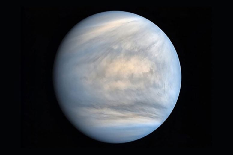 Venus Cloud Layers in Ultraviolet