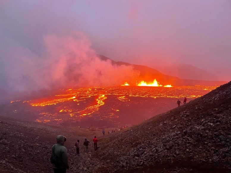 Visitors Witness 2022 Meradalir Eruption