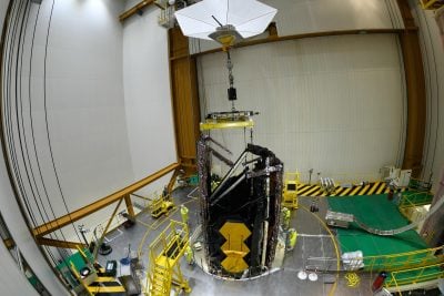 Webb Placed on Top of Ariane 5