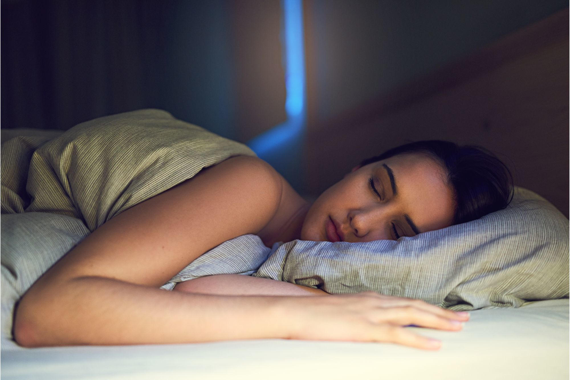 Sleeping Too Little or Too Much Is Linked With a Shorter Life – But There Is a Simple Way To Counteract These Negative Effects