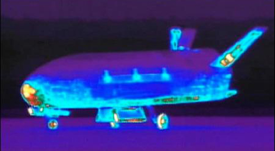 x-37b-air-force-boeing-space-plane