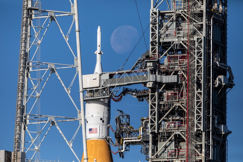 Artemis I Moon Rocket at Launch Pad 39B - Moon Visible