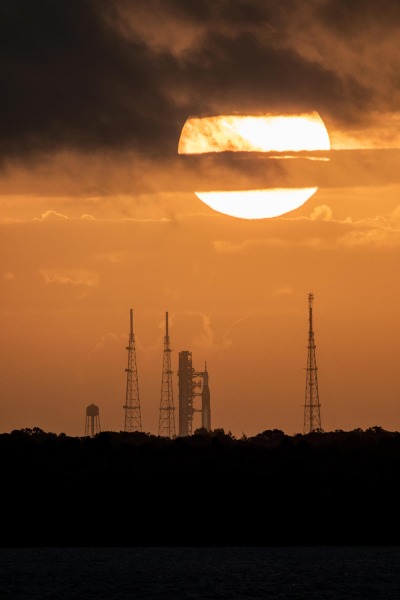 Artemis I Moon Rocket at Launch Pad 39B - Sunrise