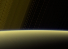 Cassini Continues its Saturn Finale